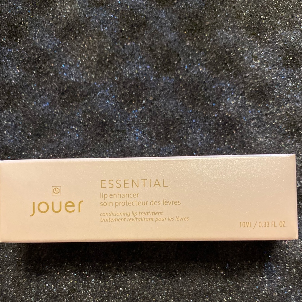 Lip enhancer